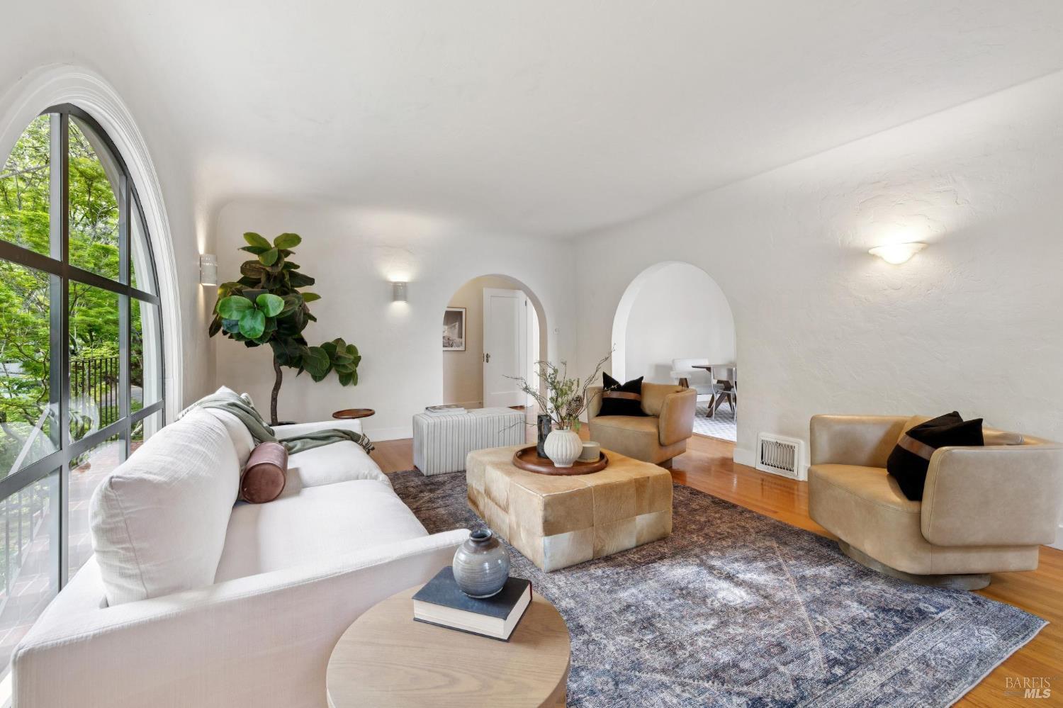 Detail Gallery Image 7 of 46 For 36 Lincoln Park, San Anselmo,  CA 94960 - 3 Beds | 2 Baths