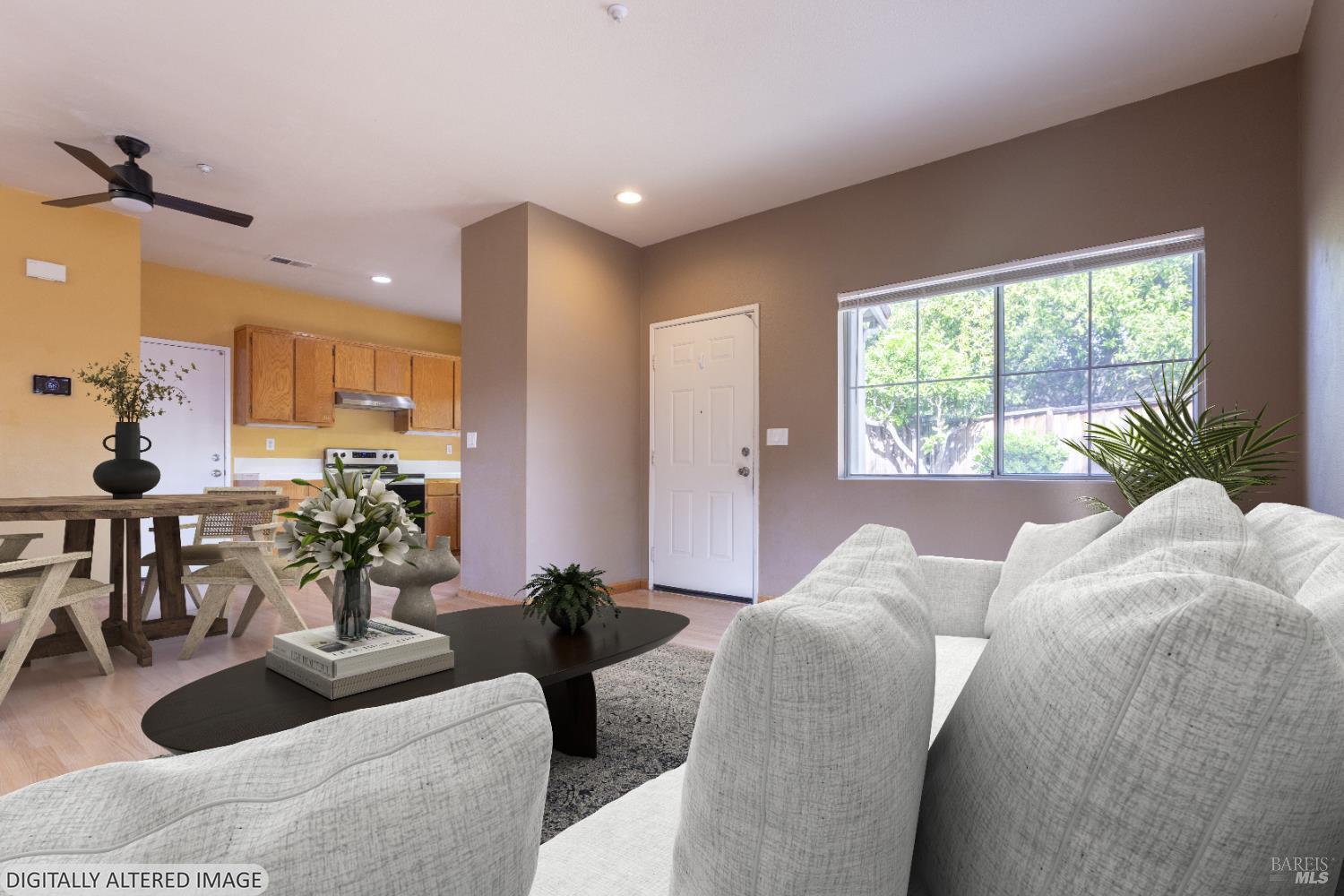 Detail Gallery Image 20 of 42 For 33004 Calle La Mirada Cmn, Union City,  CA 94587 - 3 Beds | 2/1 Baths