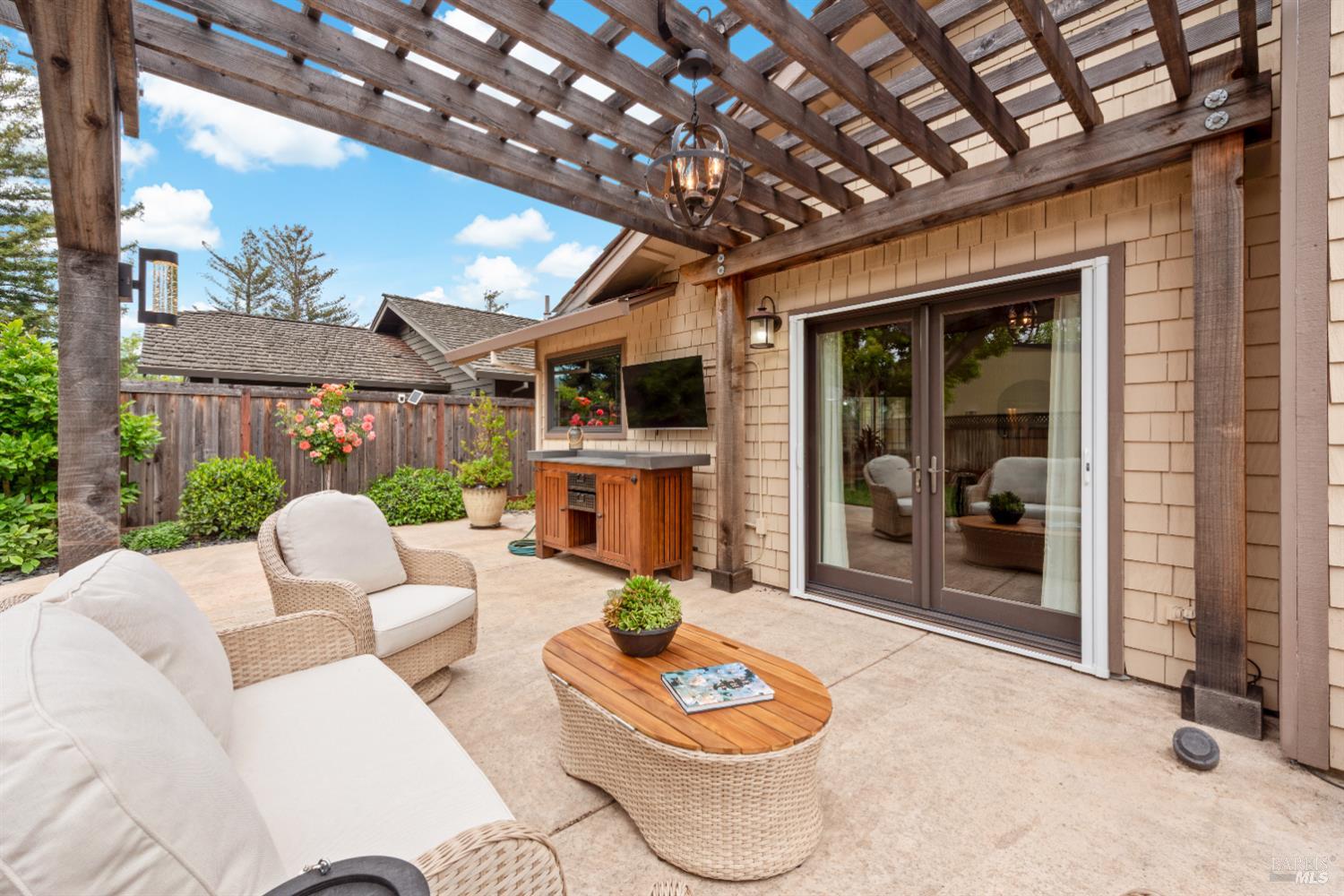 Detail Gallery Image 38 of 69 For 1929 Vintner Ct, Yountville,  CA 94599 - 3 Beds | 2 Baths