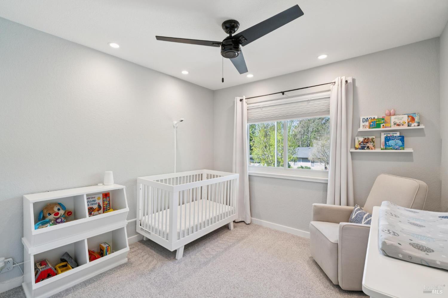 Detail Gallery Image 41 of 58 For 1372 Larkin Dr, Sonoma,  CA 95476 - 3 Beds | 3 Baths