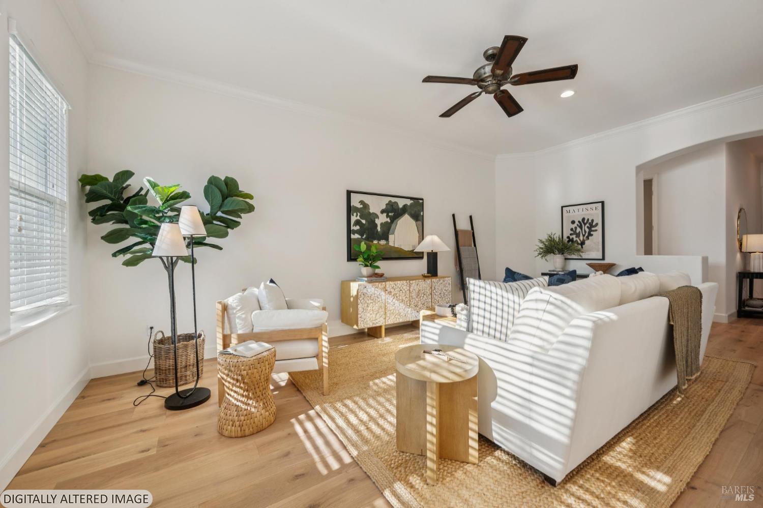 Detail Gallery Image 13 of 44 For 9216 Oak Trl, Santa Rosa,  CA 95409 - 3 Beds | 2 Baths