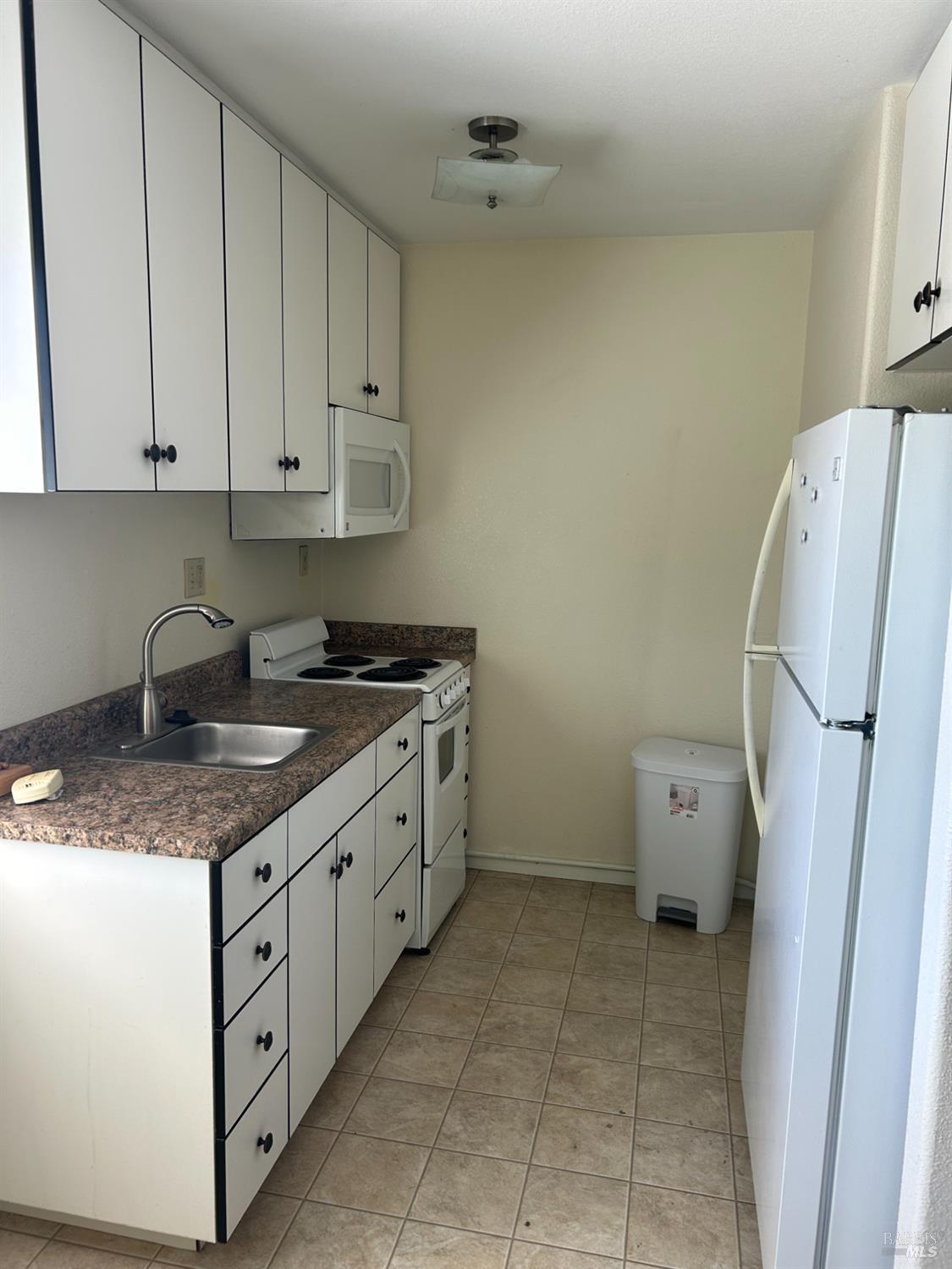 Detail Gallery Image 46 of 71 For 150 Clearlake Ave, Lakeport,  CA 95453 - 6 Beds | 6/1 Baths