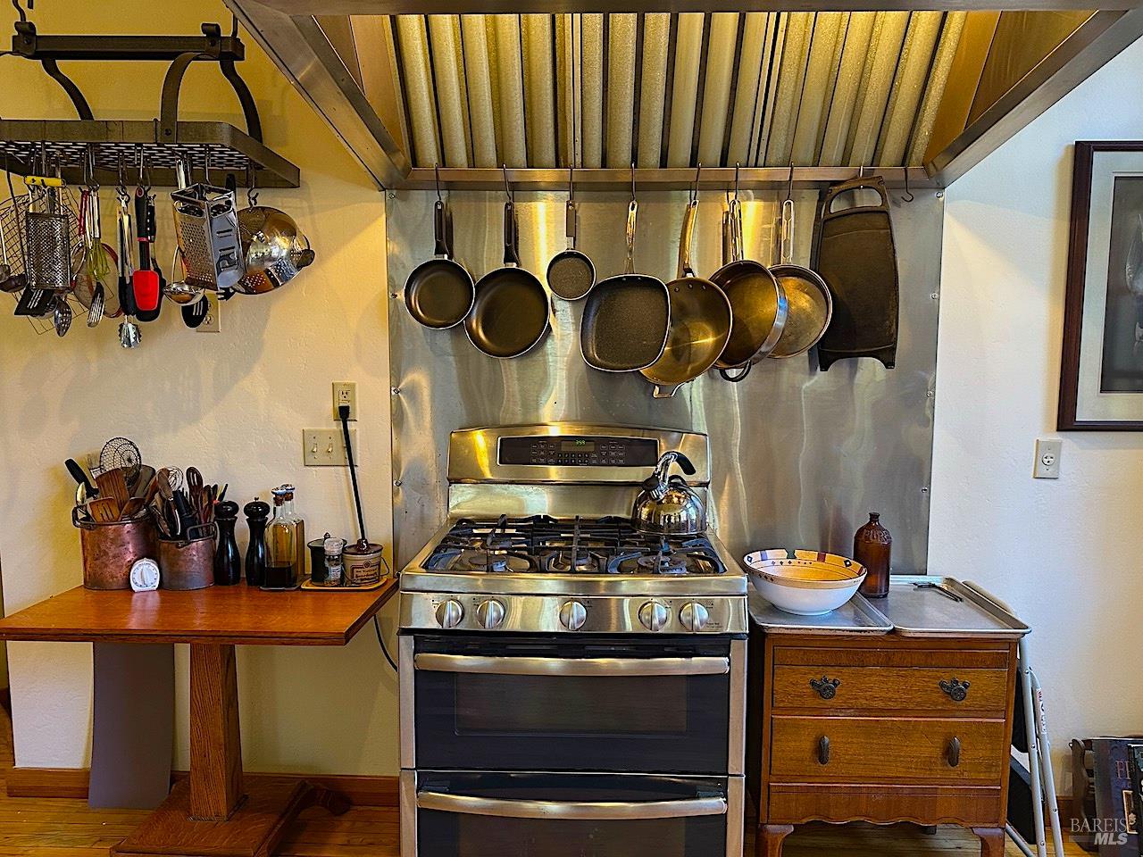 Detail Gallery Image 15 of 27 For 10360 Gary Ln, Mendocino,  CA 95460 - 2 Beds | 1/1 Baths