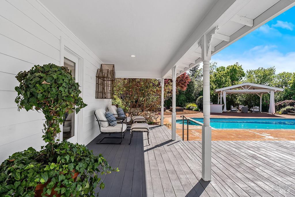 Detail Gallery Image 35 of 70 For 15119 Grove St, Healdsburg,  CA 95448 - 3 Beds | 3/1 Baths