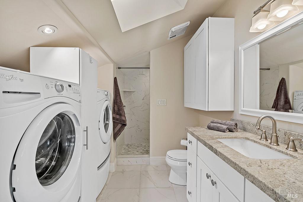 Detail Gallery Image 62 of 70 For 15119 Grove St, Healdsburg,  CA 95448 - 3 Beds | 3/1 Baths