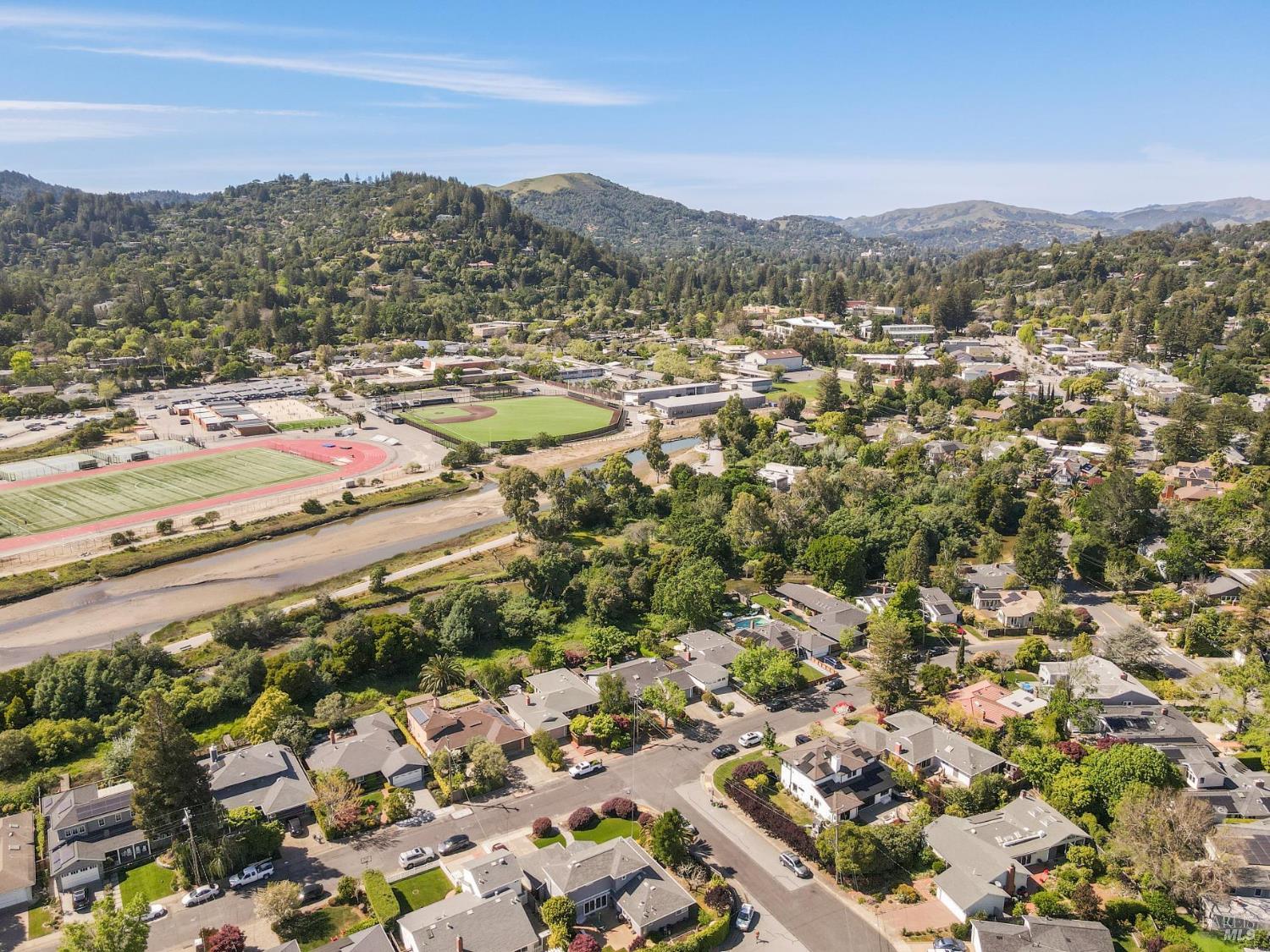 Detail Gallery Image 54 of 62 For 85 Berens Dr, Kentfield,  CA 94904 - 3 Beds | 2 Baths