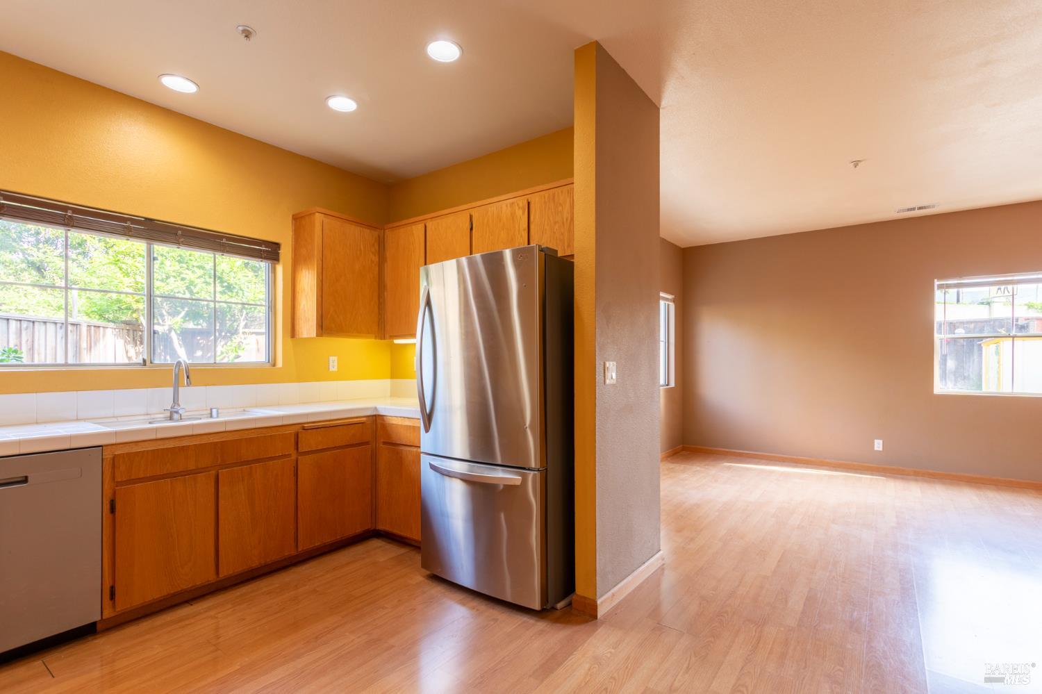 Detail Gallery Image 23 of 42 For 33004 Calle La Mirada Cmn, Union City,  CA 94587 - 3 Beds | 2/1 Baths