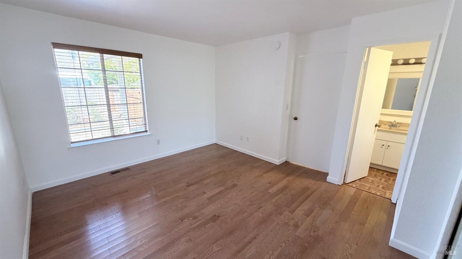 Detail Gallery Image 11 of 32 For 1775 Northstar Dr, Petaluma,  CA 94954 - 2 Beds | 2 Baths