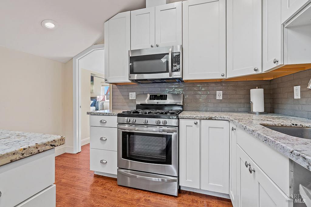 Detail Gallery Image 60 of 70 For 15119 Grove St, Healdsburg,  CA 95448 - 3 Beds | 3/1 Baths