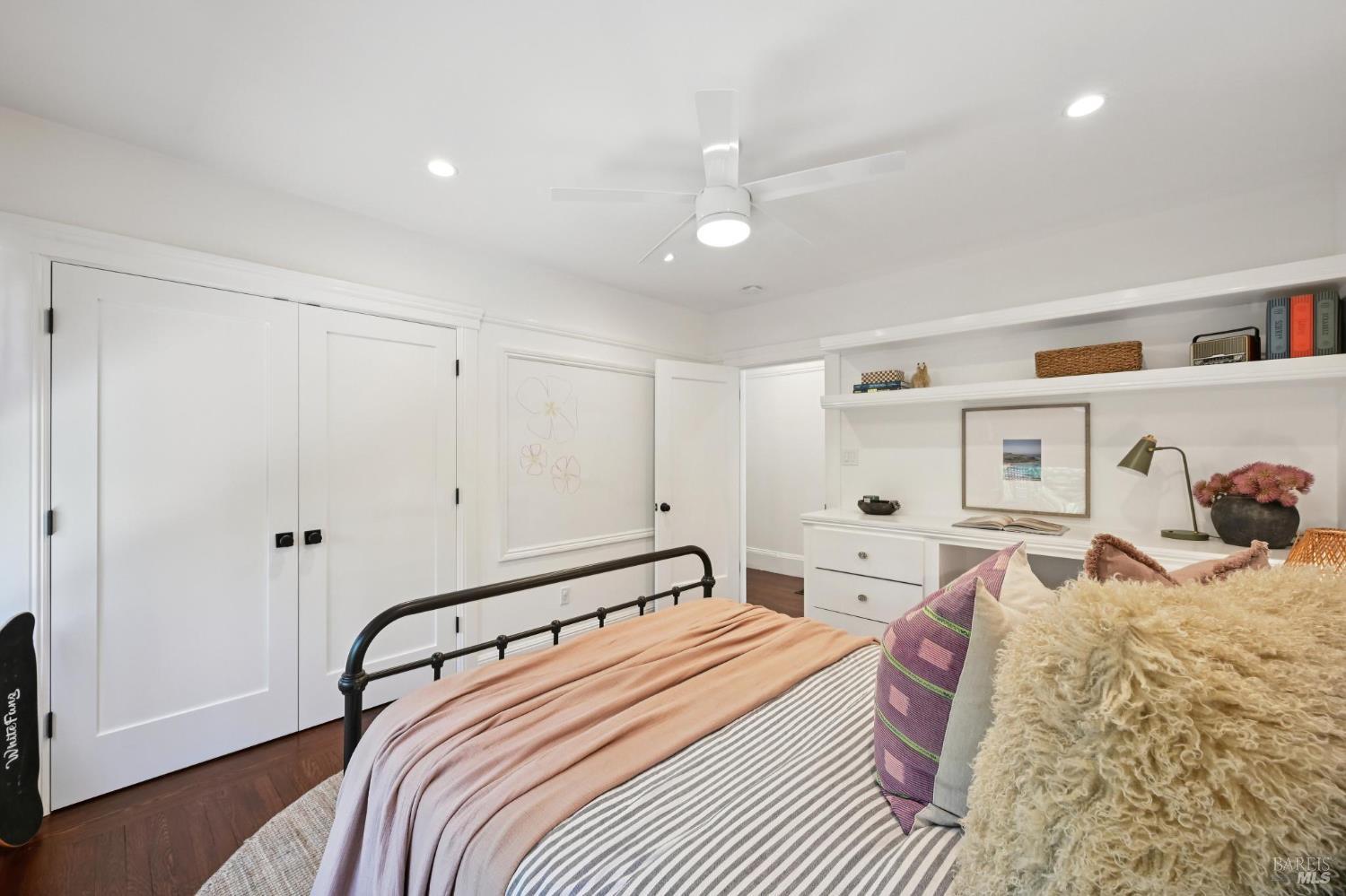 Detail Gallery Image 31 of 70 For 144 Morningside Dr, San Anselmo,  CA 94960 - 3 Beds | 2 Baths