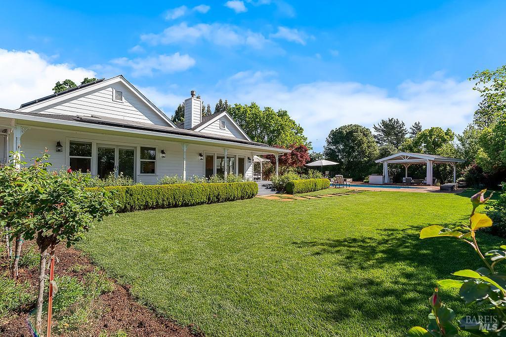 Detail Gallery Image 30 of 70 For 15119 Grove St, Healdsburg,  CA 95448 - 3 Beds | 3/1 Baths