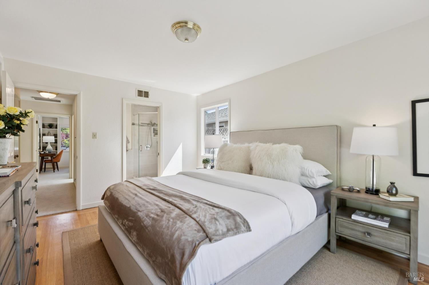 Detail Gallery Image 28 of 62 For 85 Berens Dr, Kentfield,  CA 94904 - 3 Beds | 2 Baths