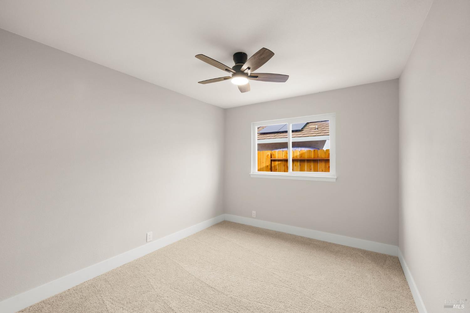 Detail Gallery Image 20 of 44 For 172 Salinas Dr, Vacaville,  CA 95688 - 4 Beds | 2 Baths