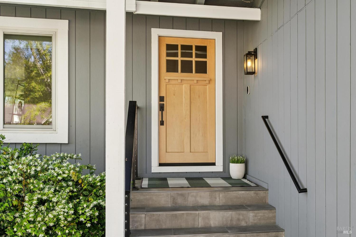 Detail Gallery Image 5 of 58 For 1372 Larkin Dr, Sonoma,  CA 95476 - 3 Beds | 3 Baths