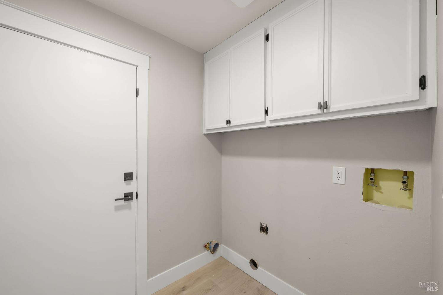 Detail Gallery Image 24 of 44 For 172 Salinas Dr, Vacaville,  CA 95688 - 4 Beds | 2 Baths