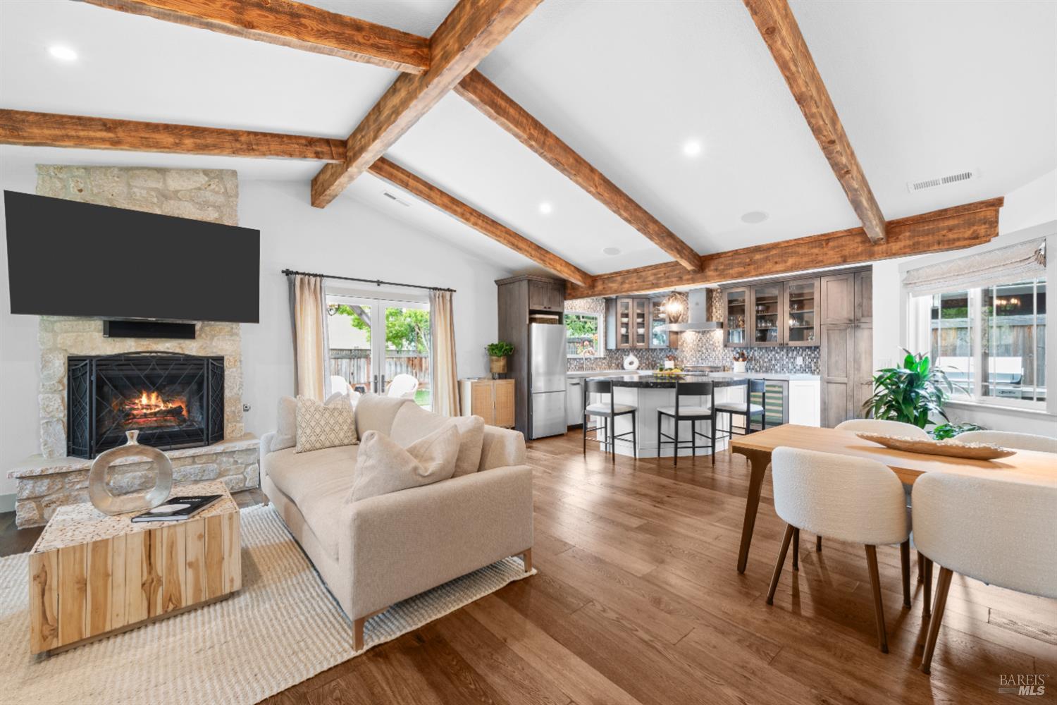 Detail Gallery Image 6 of 69 For 1929 Vintner Ct, Yountville,  CA 94599 - 3 Beds | 2 Baths