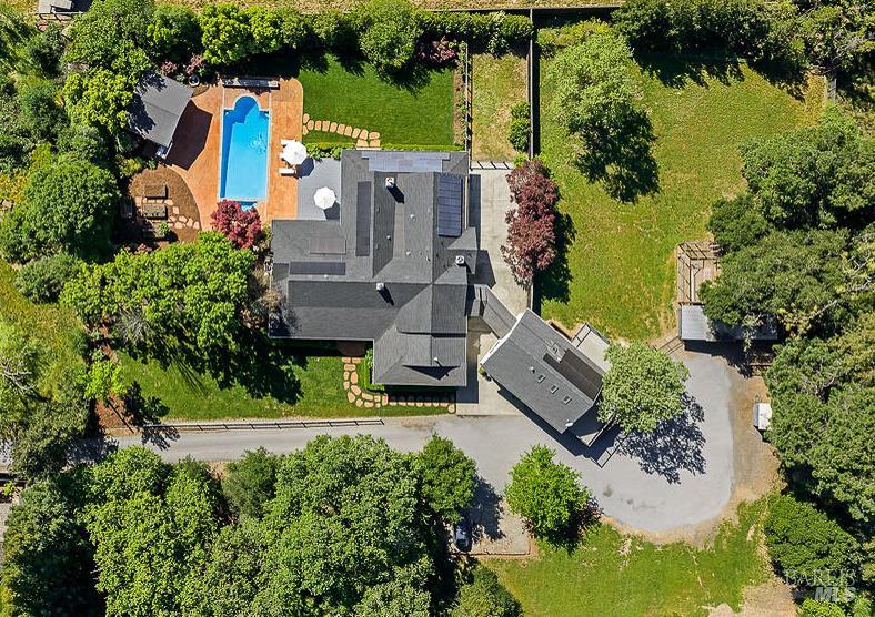 Detail Gallery Image 69 of 70 For 15119 Grove St, Healdsburg,  CA 95448 - 3 Beds | 3/1 Baths