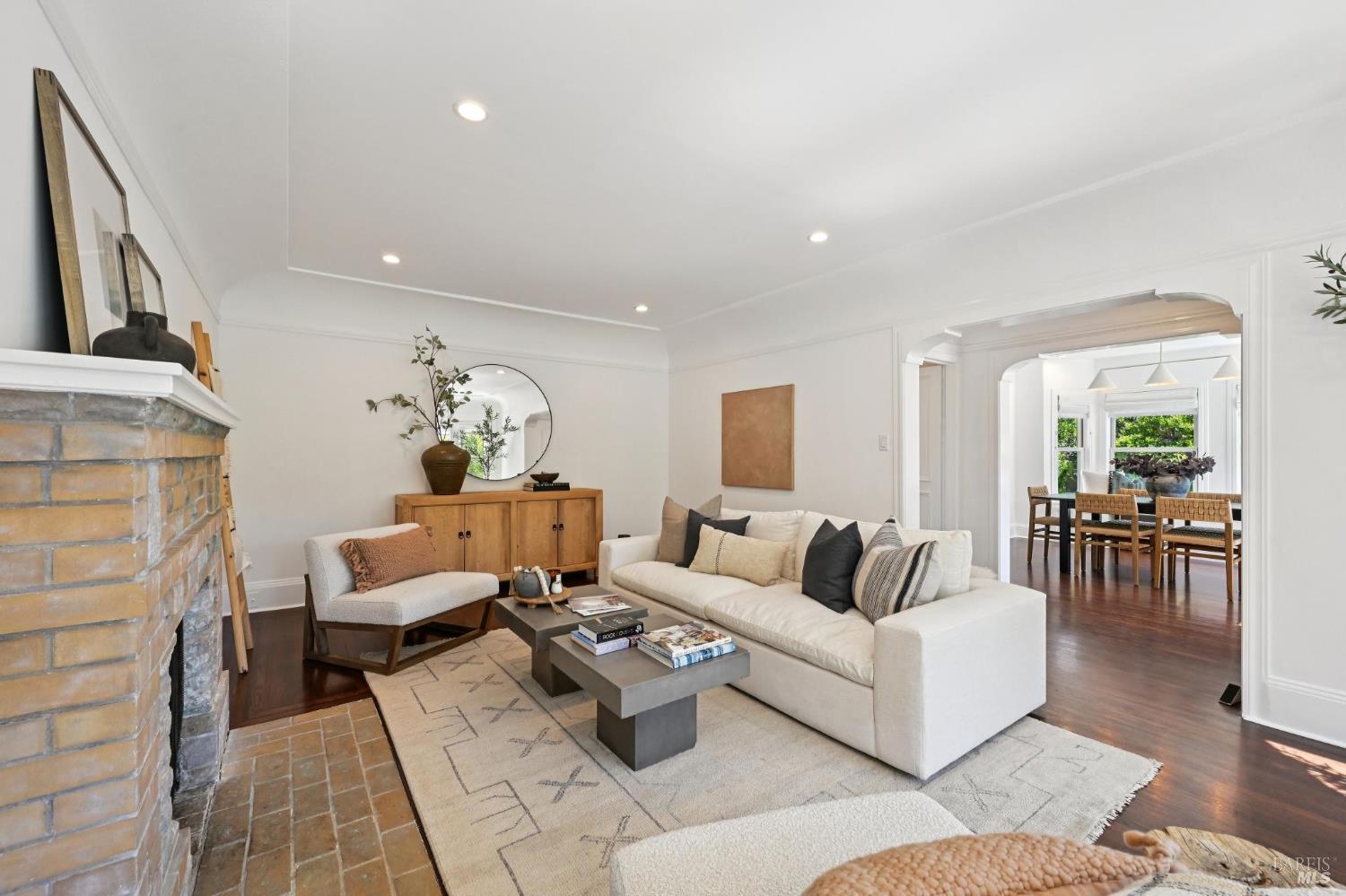 Detail Gallery Image 16 of 70 For 144 Morningside Dr, San Anselmo,  CA 94960 - 3 Beds | 2 Baths