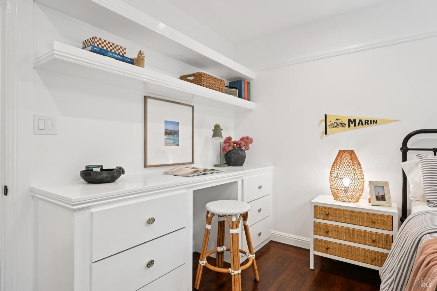 Detail Gallery Image 32 of 70 For 144 Morningside Dr, San Anselmo,  CA 94960 - 3 Beds | 2 Baths