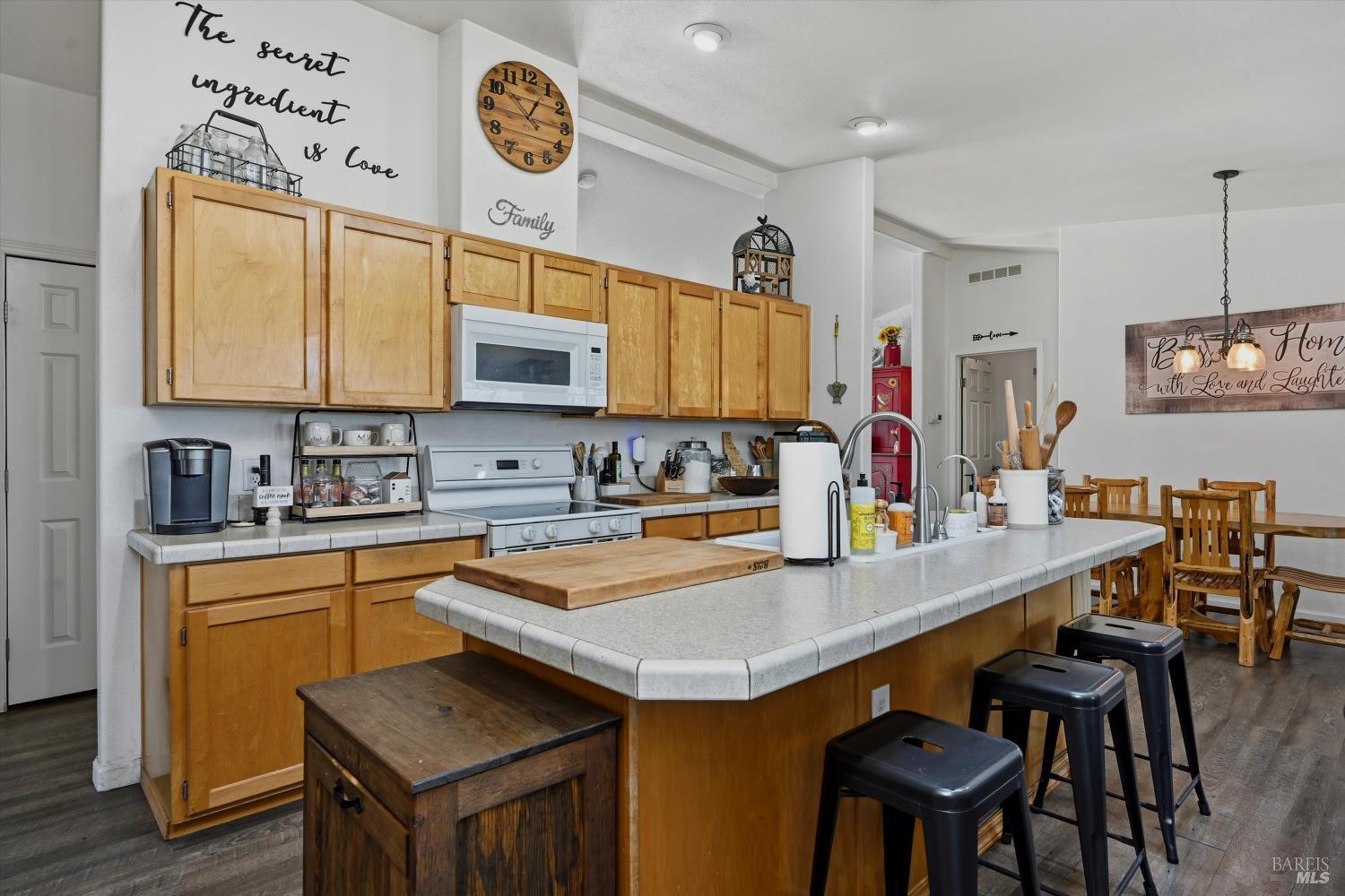 Detail Gallery Image 15 of 31 For 10052 Monte Cristo Dr, Kelseyville,  CA 95451 - 4 Beds | 2 Baths