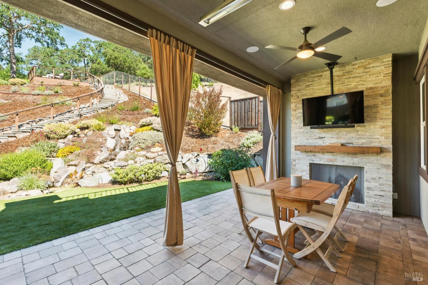 Detail Gallery Image 31 of 96 For 1162 Pennyroyal St, Napa,  CA 94559 - 5 Beds | 3/1 Baths