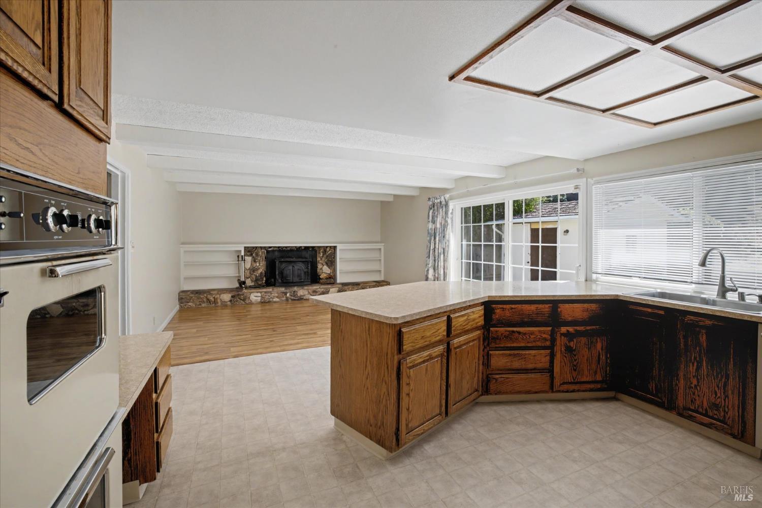 Detail Gallery Image 18 of 68 For 416 Monti Cir, Pleasant Hill,  CA 94523 - 4 Beds | 2 Baths