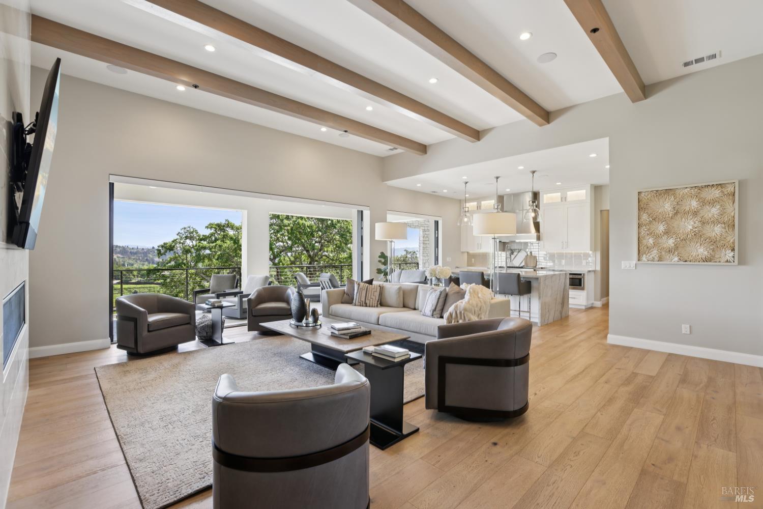 Detail Gallery Image 12 of 80 For 3758 Skyfarm Dr, Santa Rosa,  CA 95403 - 4 Beds | 3/2 Baths