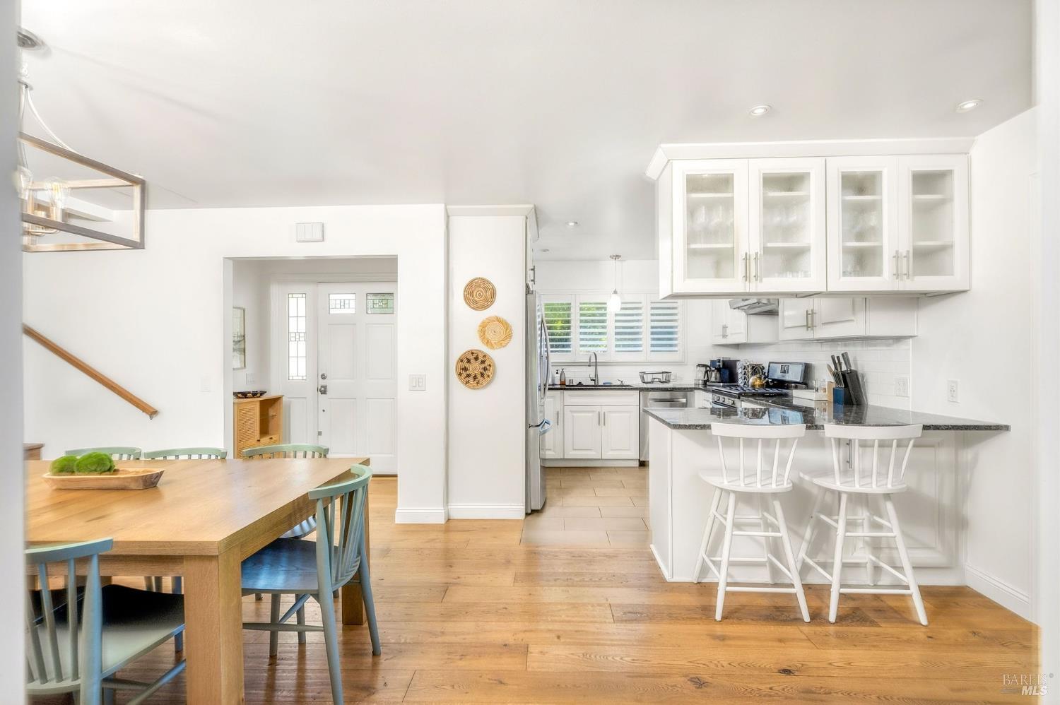 Detail Gallery Image 12 of 47 For 4460 Bennett Valley Rd, Santa Rosa,  CA 95404 - 3 Beds | 2 Baths