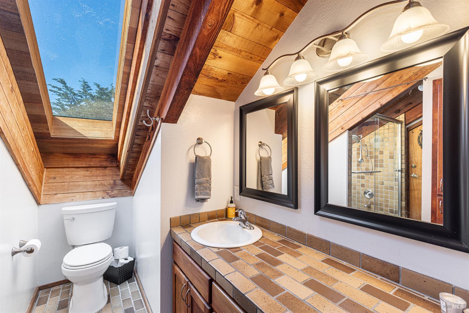 Detail Gallery Image 37 of 54 For 19909 Heron Dr, Bodega Bay,  CA 94923 - 2 Beds | 2/1 Baths