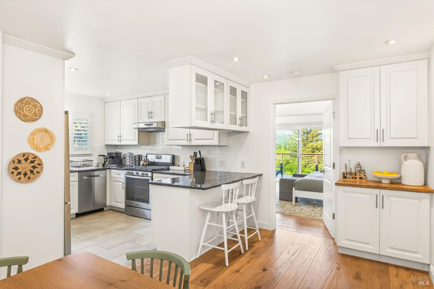 Detail Gallery Image 13 of 47 For 4460 Bennett Valley Rd, Santa Rosa,  CA 95404 - 3 Beds | 2 Baths