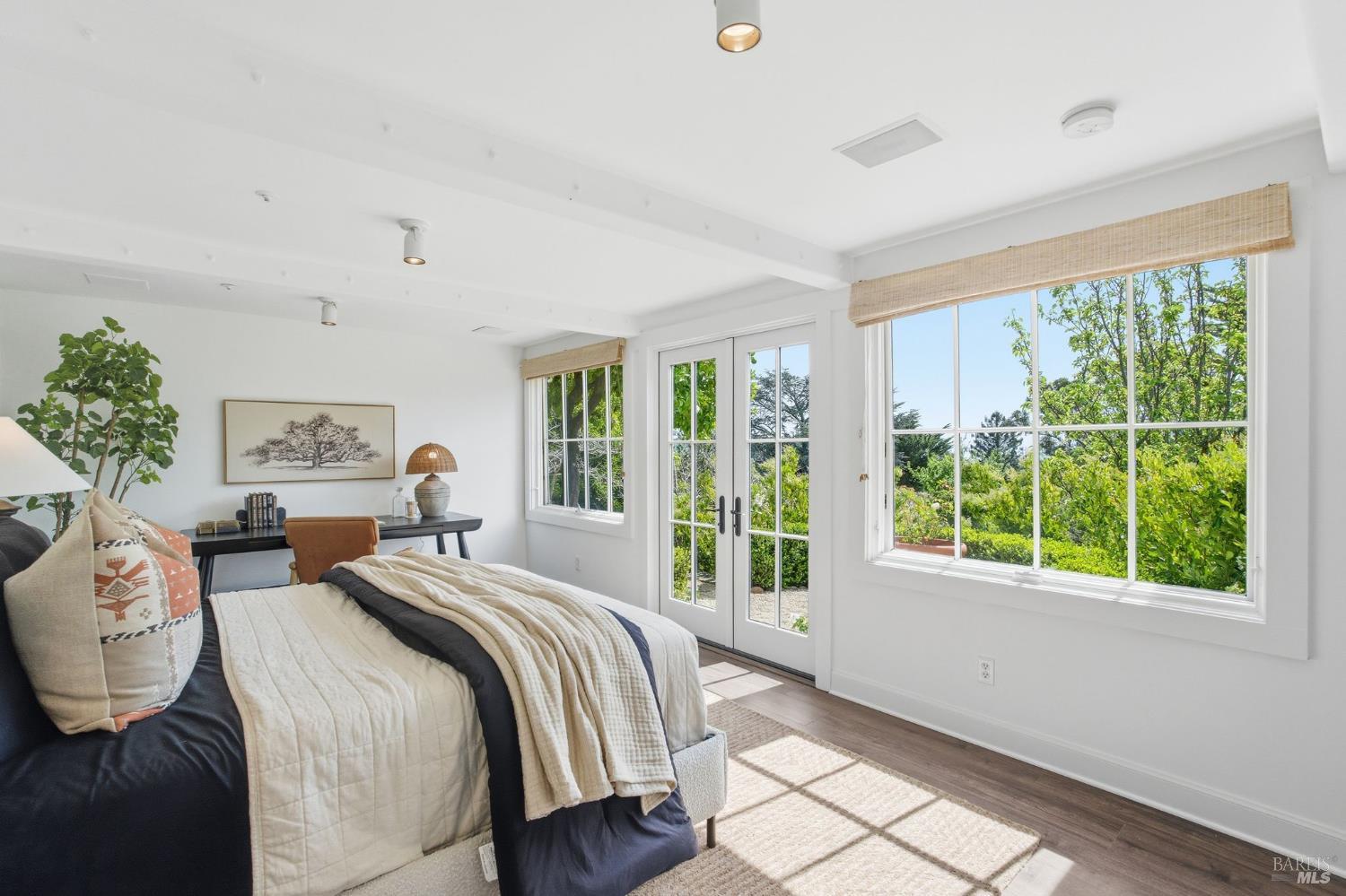 Detail Gallery Image 61 of 75 For 32 Edgewood Ave, Mill Valley,  CA 94941 - 4 Beds | 3 Baths