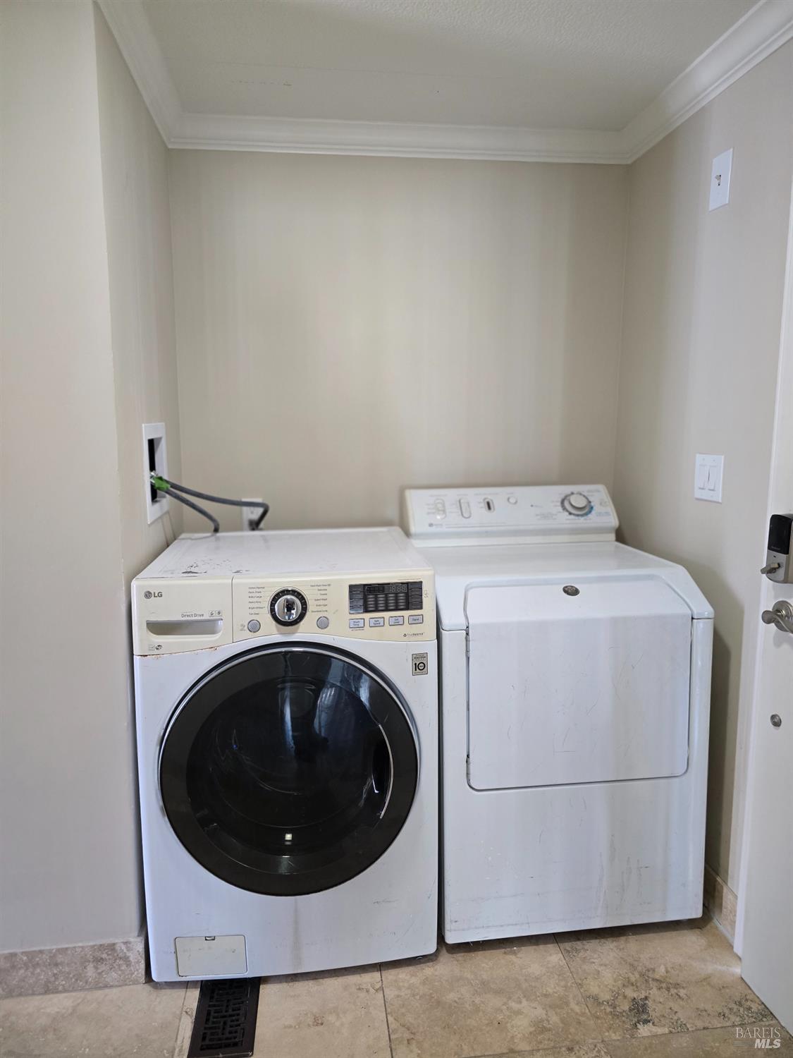 Detail Gallery Image 14 of 20 For 108 Cardinal Way, Santa Rosa,  CA 95409 - 2 Beds | 2 Baths