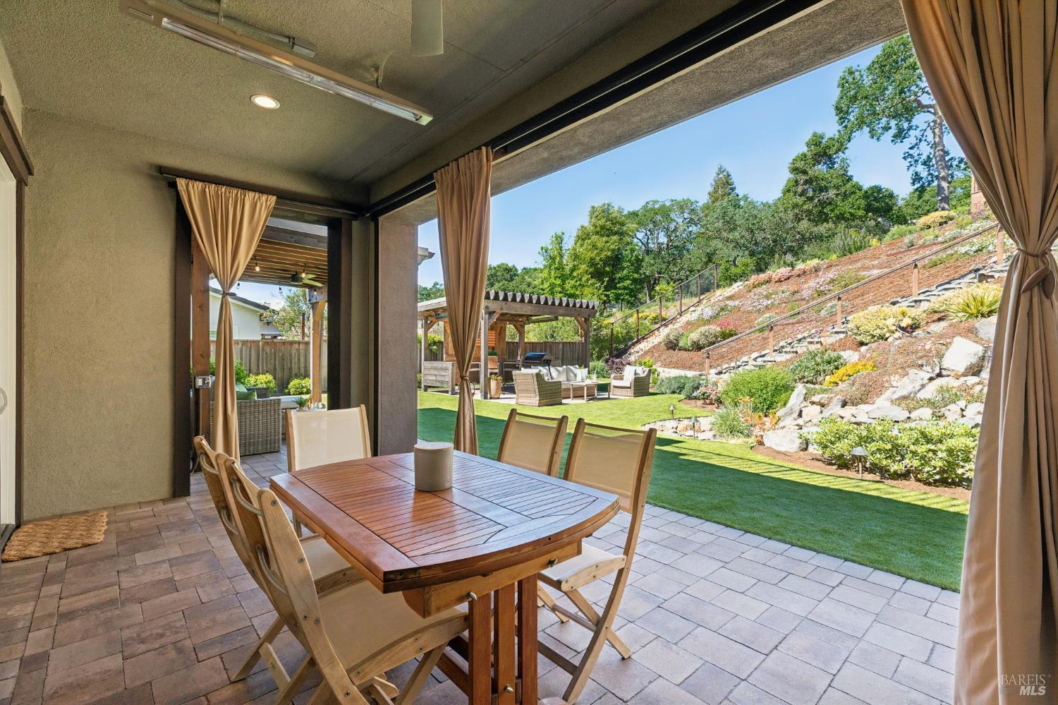 Detail Gallery Image 32 of 96 For 1162 Pennyroyal St, Napa,  CA 94559 - 5 Beds | 3/1 Baths