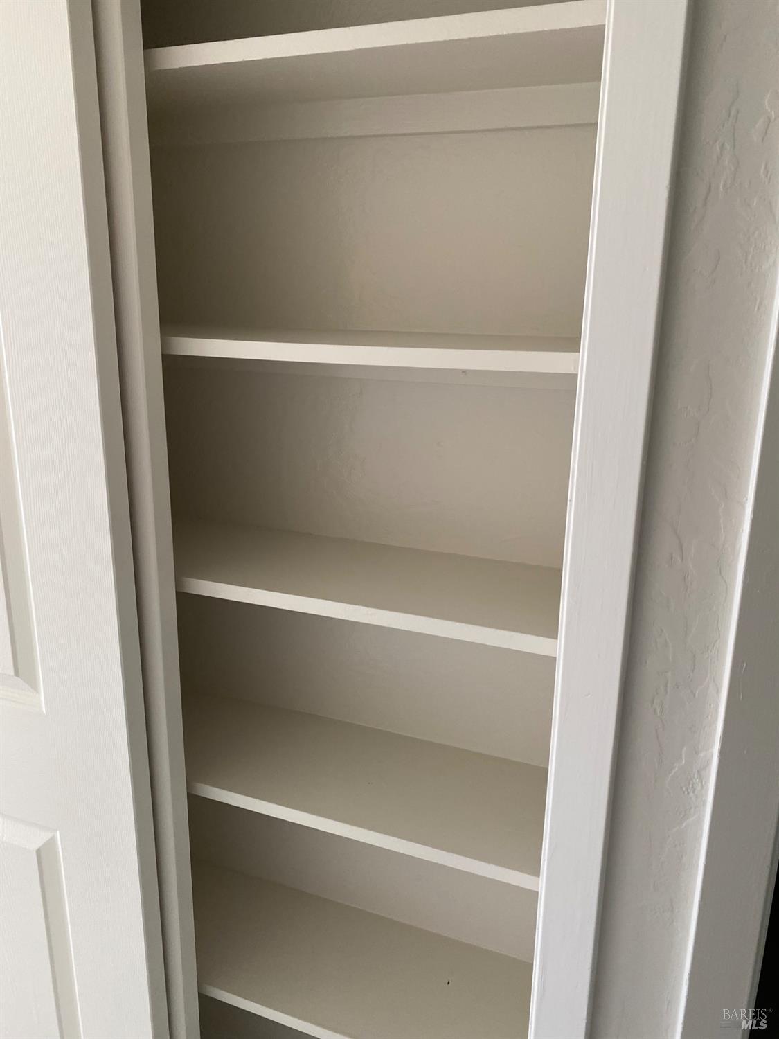 Detail Gallery Image 11 of 14 For Address Is Not Disclosed,  Tiburon,  CA 94920 - 3 Beds | 2 Baths