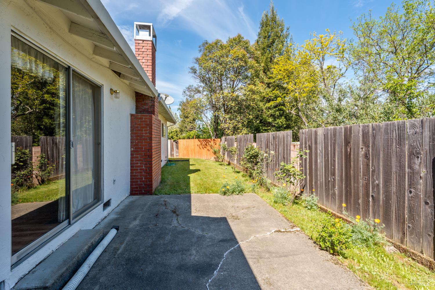 Detail Gallery Image 18 of 22 For 155 Foothill Ct, Ukiah,  CA 95482 - 3 Beds | 2 Baths