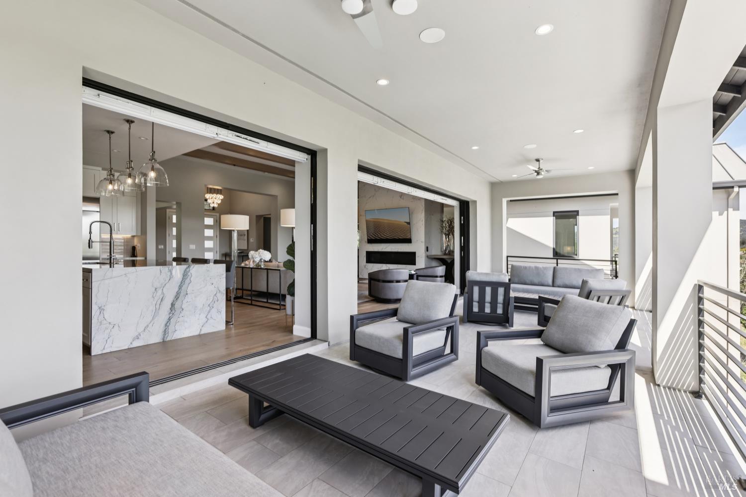 Detail Gallery Image 16 of 80 For 3758 Skyfarm Dr, Santa Rosa,  CA 95403 - 4 Beds | 3/2 Baths