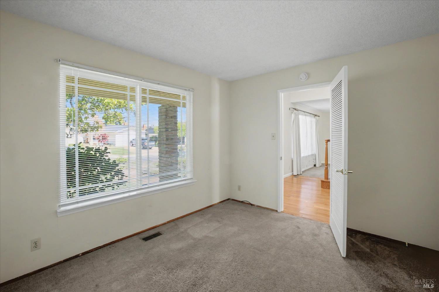 Detail Gallery Image 35 of 68 For 416 Monti Cir, Pleasant Hill,  CA 94523 - 4 Beds | 2 Baths