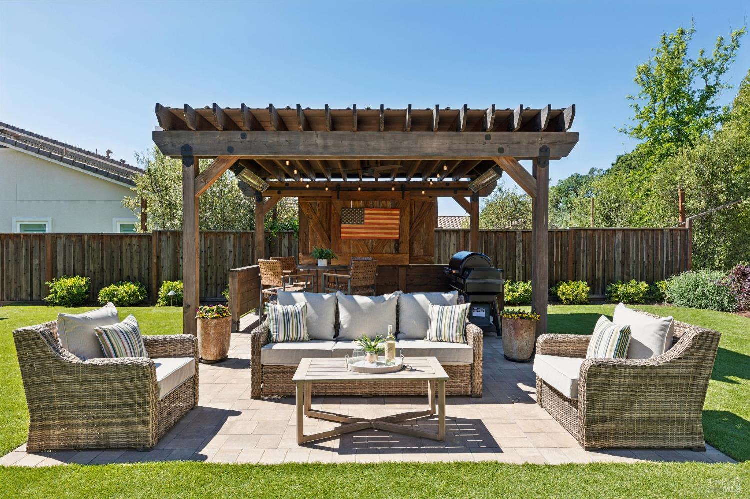 Detail Gallery Image 34 of 96 For 1162 Pennyroyal St, Napa,  CA 94559 - 5 Beds | 3/1 Baths