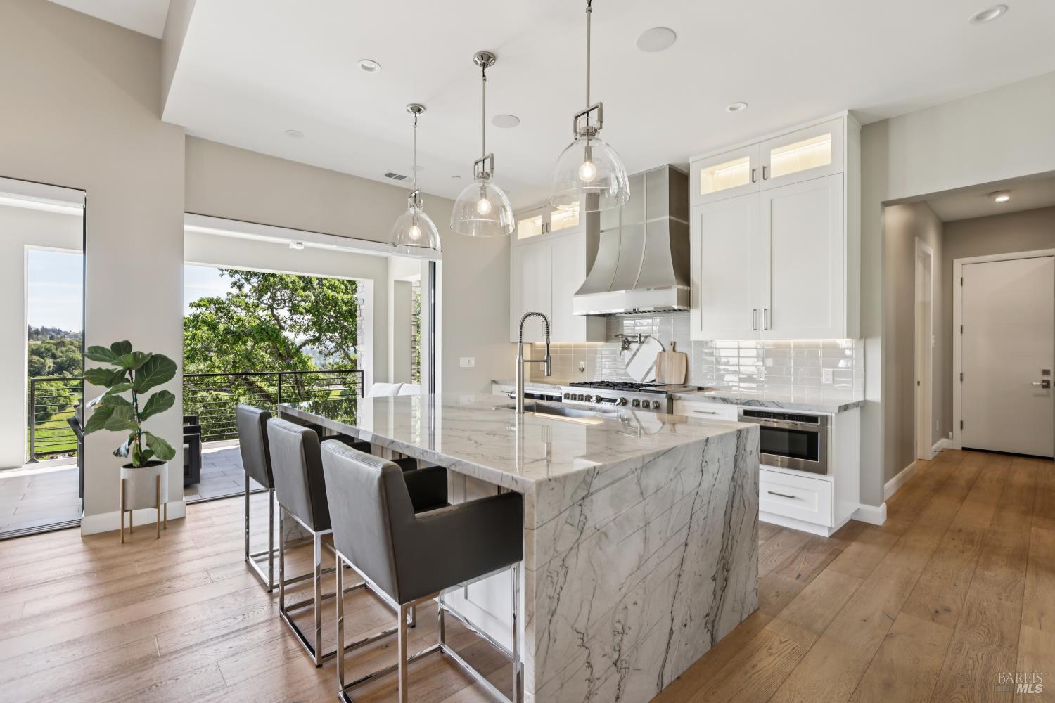 Detail Gallery Image 20 of 80 For 3758 Skyfarm Dr, Santa Rosa,  CA 95403 - 4 Beds | 3/2 Baths