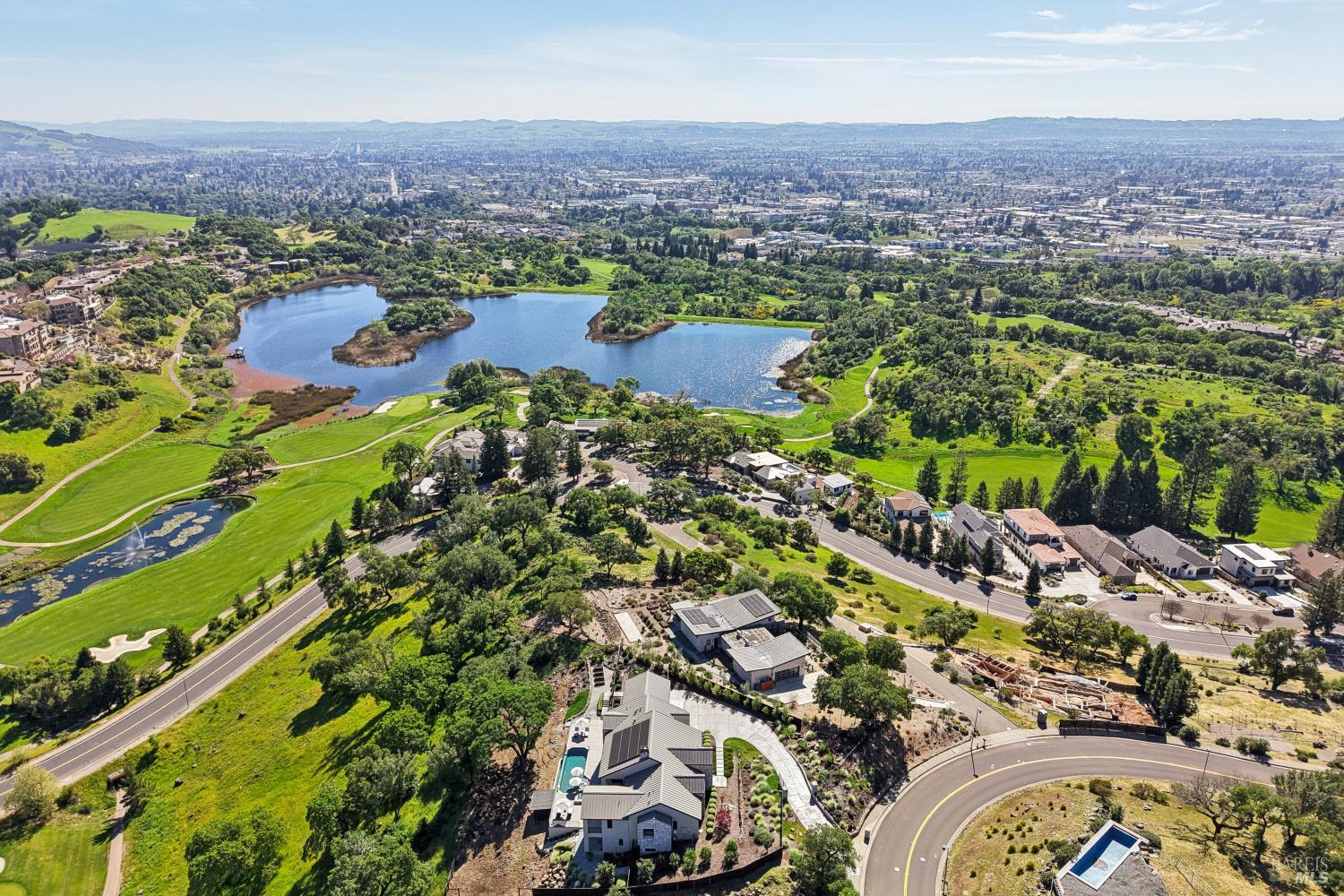 Detail Gallery Image 69 of 80 For 3758 Skyfarm Dr, Santa Rosa,  CA 95403 - 4 Beds | 3/2 Baths