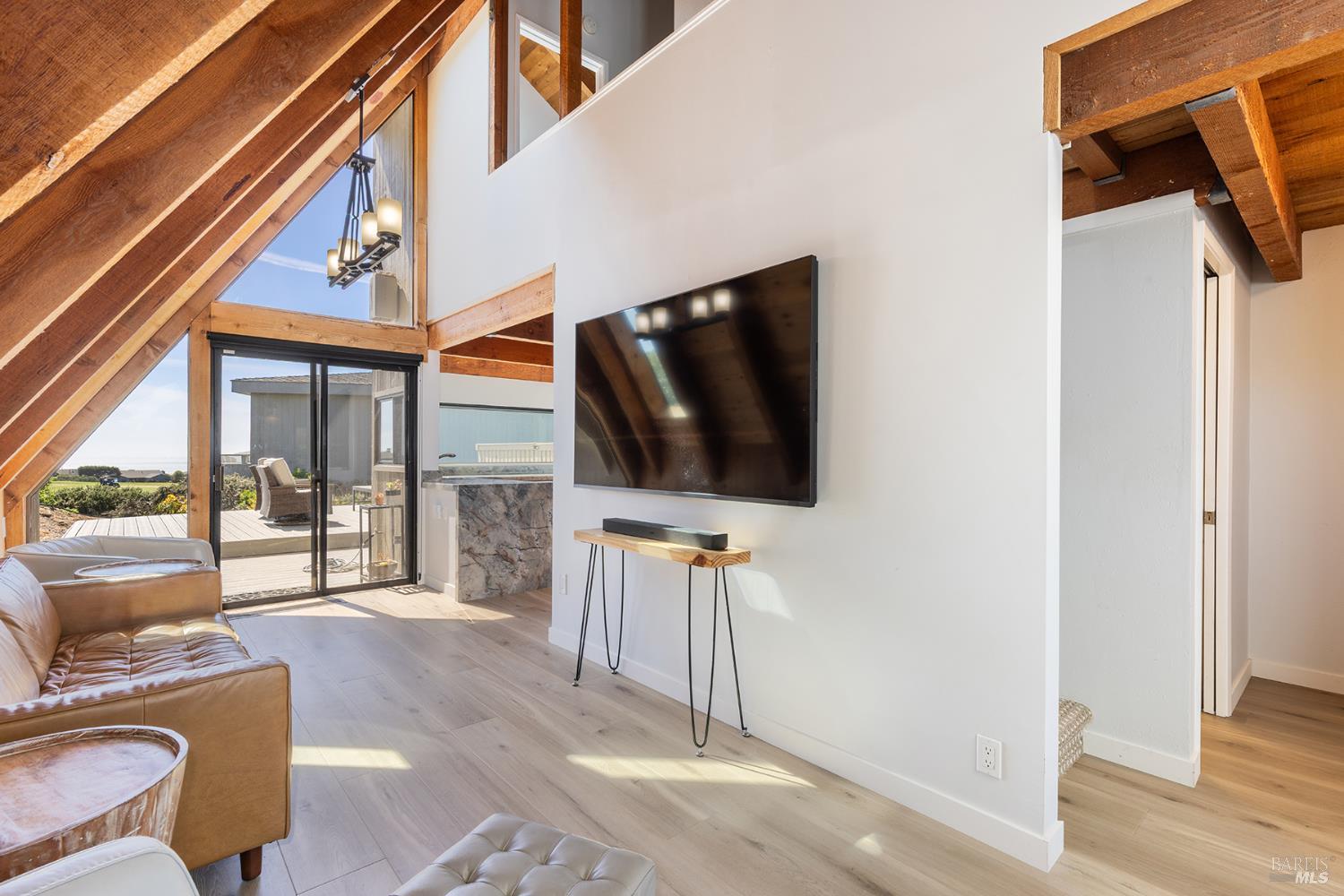 Detail Gallery Image 14 of 54 For 19909 Heron Dr, Bodega Bay,  CA 94923 - 2 Beds | 2/1 Baths