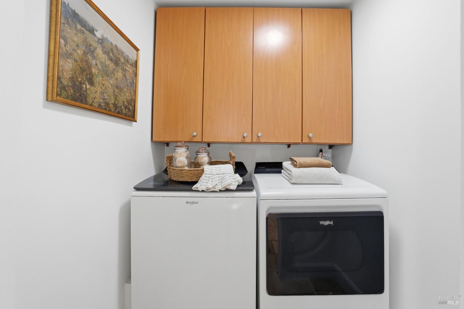 Detail Gallery Image 57 of 75 For 32 Edgewood Ave, Mill Valley,  CA 94941 - 4 Beds | 3 Baths