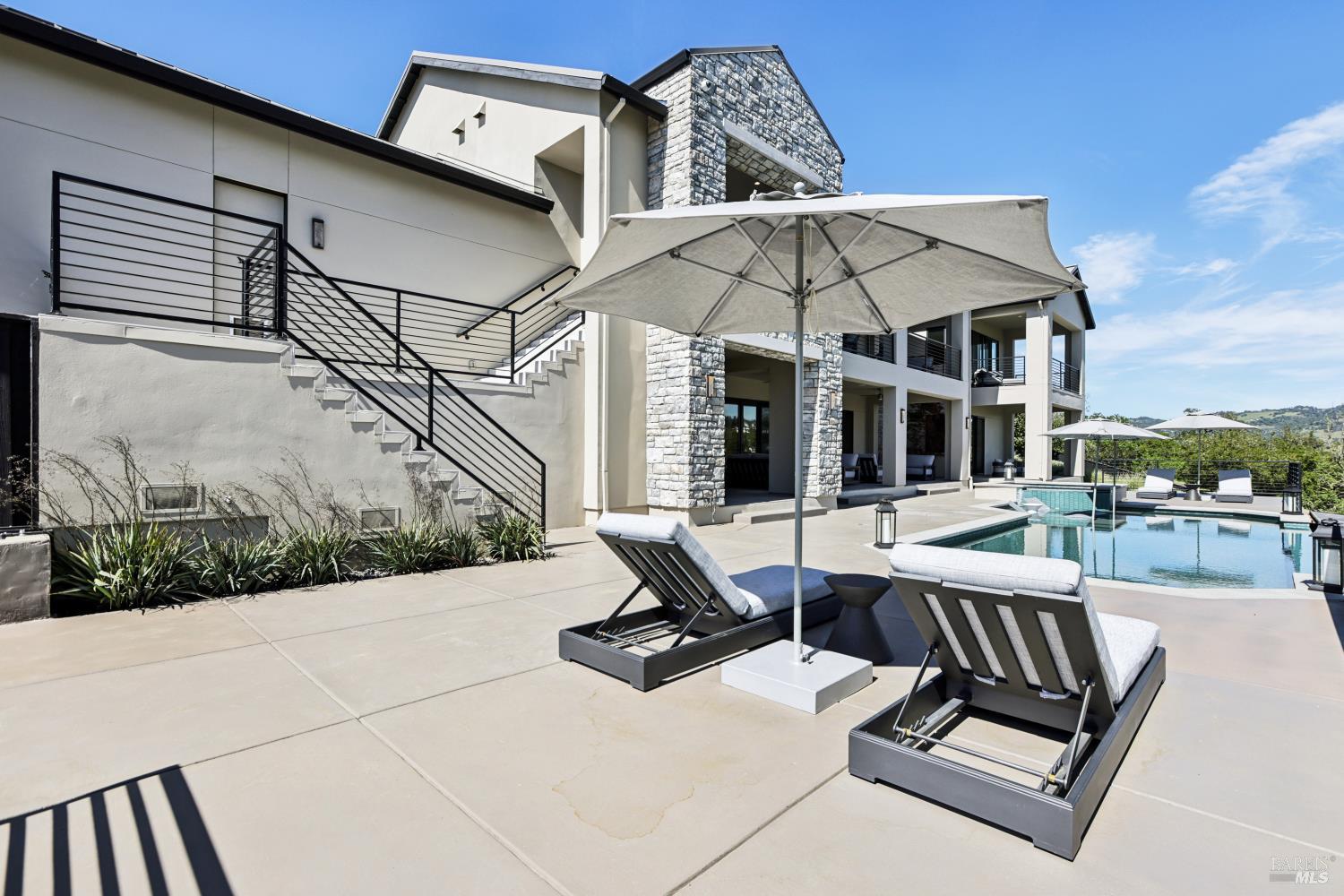 Detail Gallery Image 60 of 80 For 3758 Skyfarm Dr, Santa Rosa,  CA 95403 - 4 Beds | 3/2 Baths