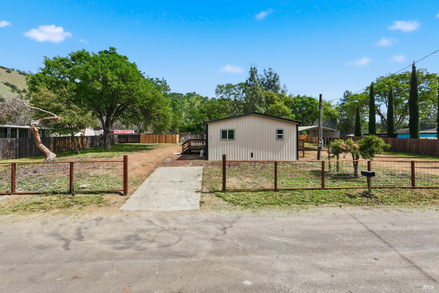 Front Image Thumbnail for BA326026116