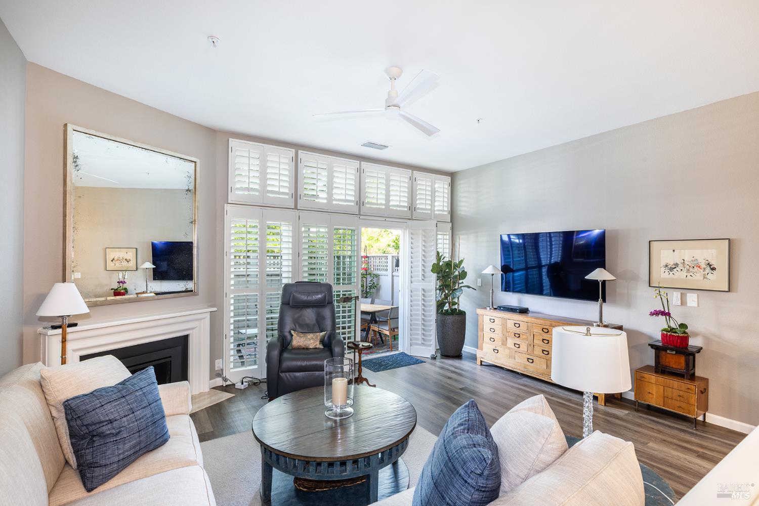 Detail Gallery Image 4 of 26 For 100 Valley Club Cir, Napa,  CA 94558 - 2 Beds | 2/1 Baths