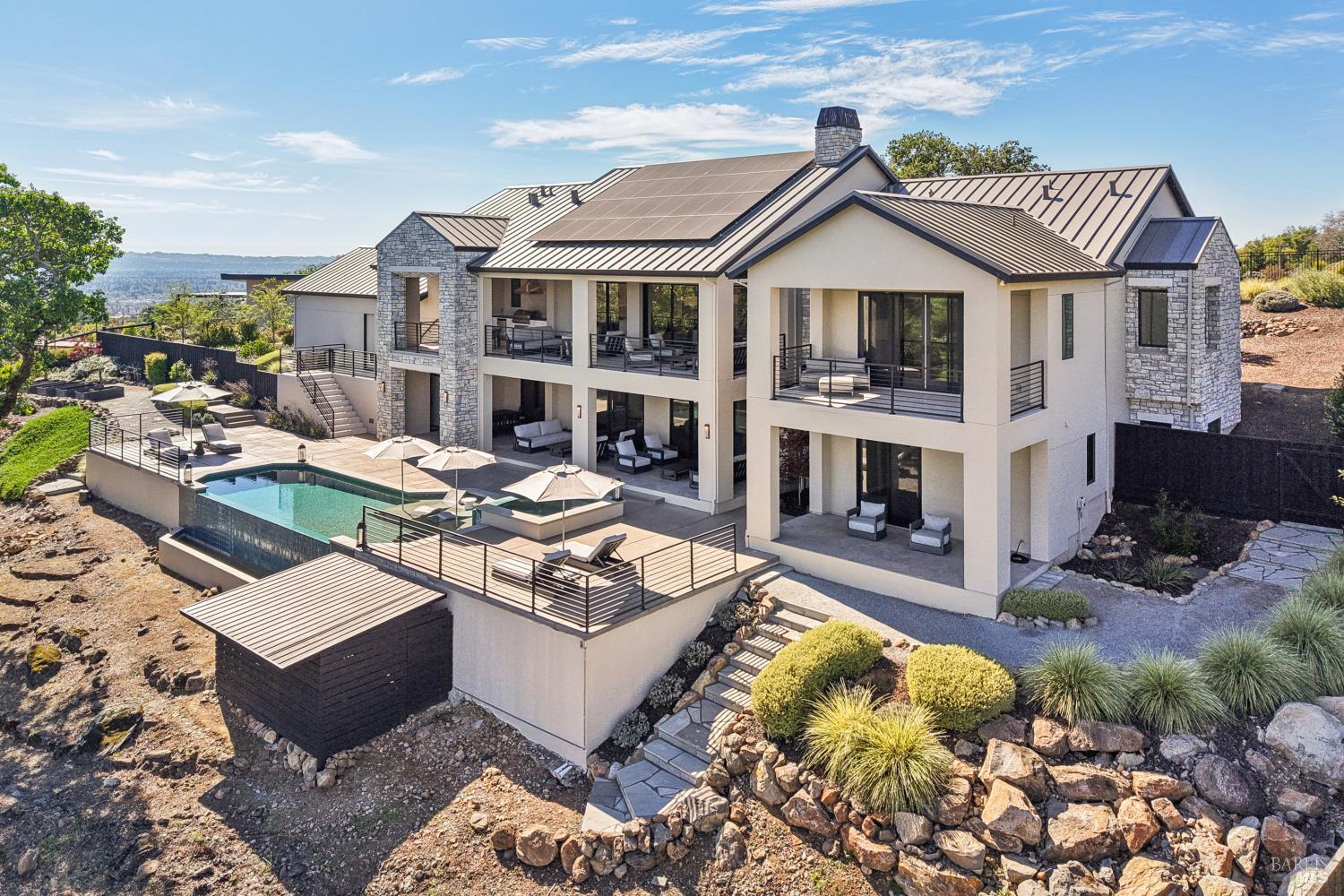 Detail Gallery Image 72 of 80 For 3758 Skyfarm Dr, Santa Rosa,  CA 95403 - 4 Beds | 3/2 Baths