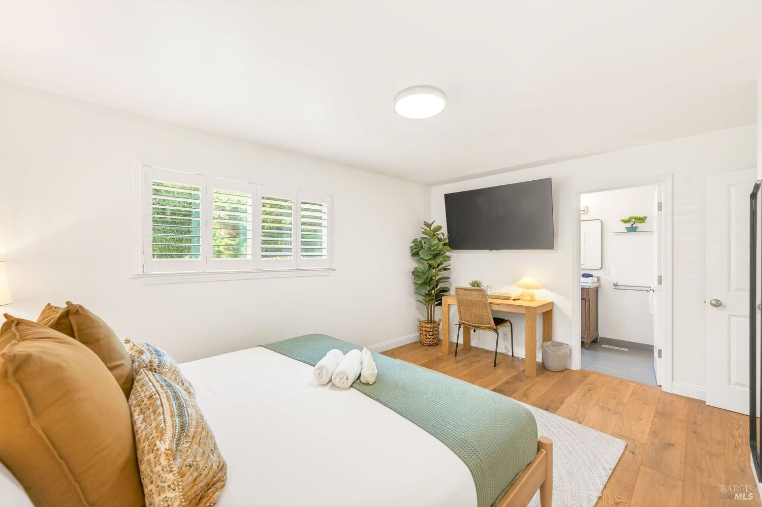 Detail Gallery Image 26 of 47 For 4460 Bennett Valley Rd, Santa Rosa,  CA 95404 - 3 Beds | 2 Baths