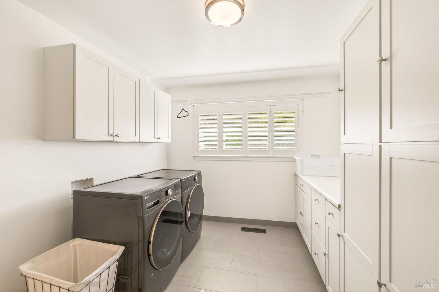 Detail Gallery Image 33 of 47 For 4460 Bennett Valley Rd, Santa Rosa,  CA 95404 - 3 Beds | 2 Baths