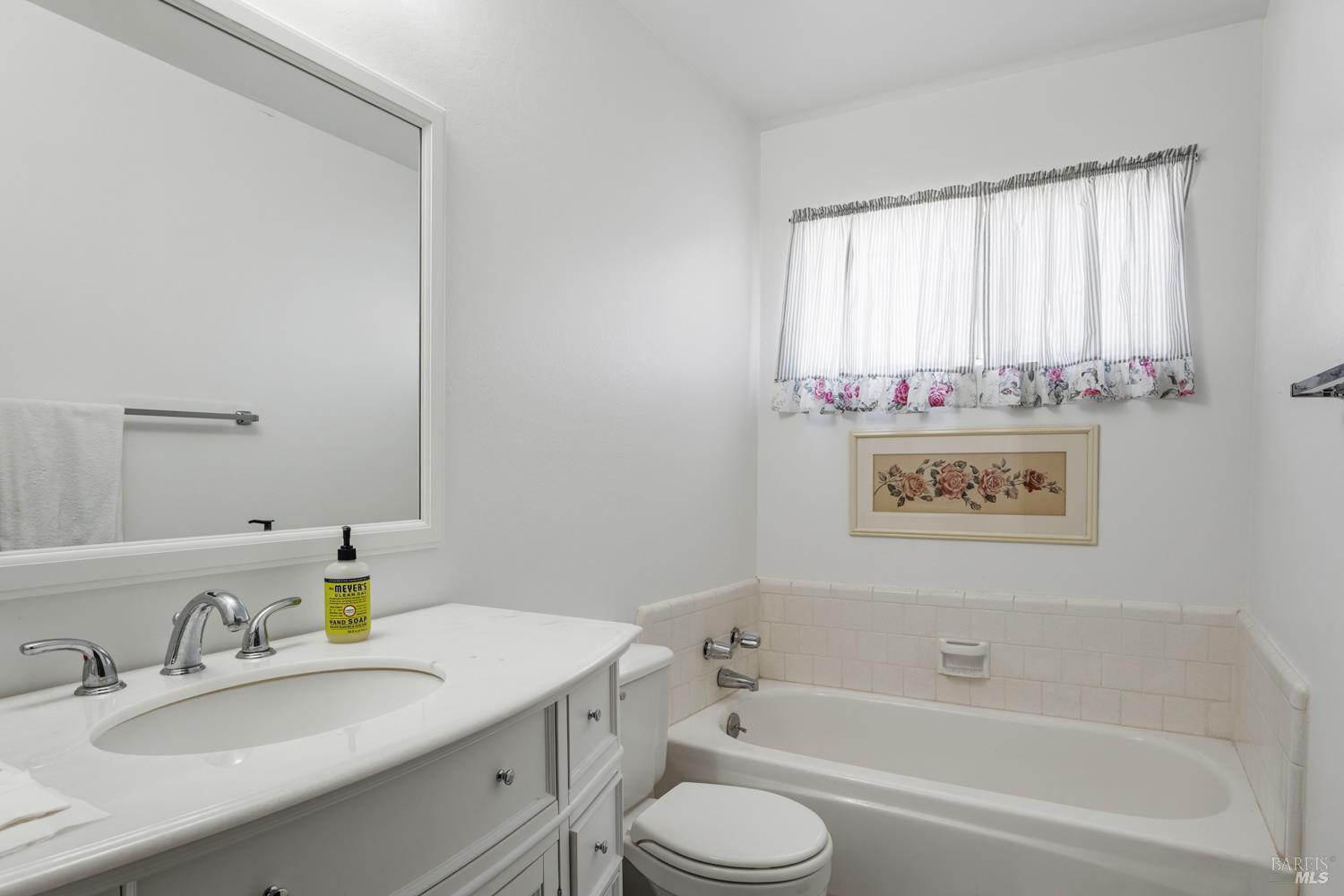 Detail Gallery Image 16 of 22 For 155 Foothill Ct, Ukiah,  CA 95482 - 3 Beds | 2 Baths