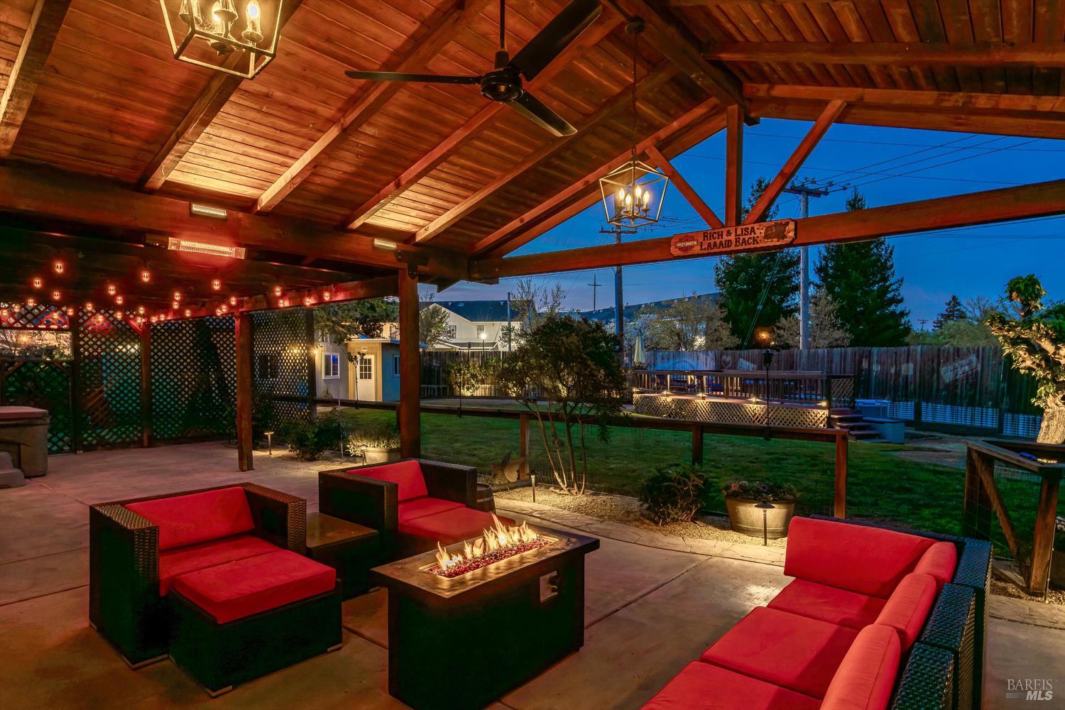 Detail Gallery Image 6 of 84 For 353 Patrick Ln, Windsor,  CA 95492 - 4 Beds | 3 Baths